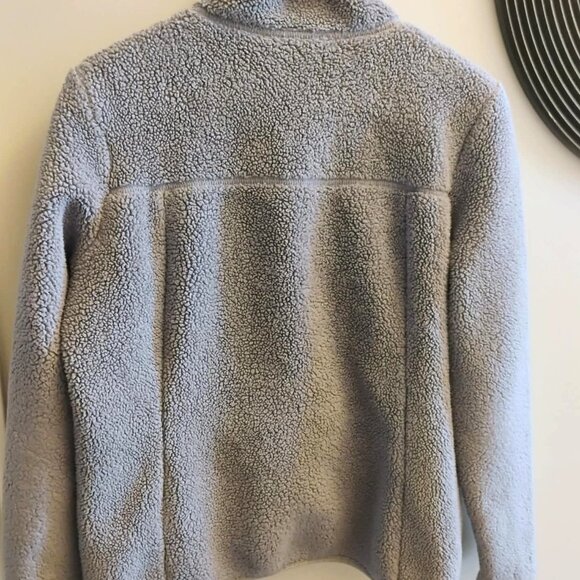 The North Face Women's Osito 2 Jacket - Grey Silken Sherpa Fleece - Picture 3 of 16